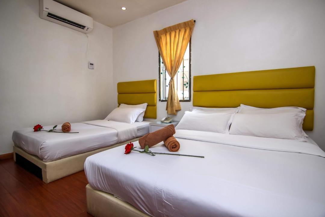 Rose Cottage Hotel Bandar Seri Alam Джохор-Бару Экстерьер фото