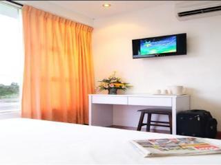 Rose Cottage Hotel Bandar Seri Alam Джохор-Бару Экстерьер фото